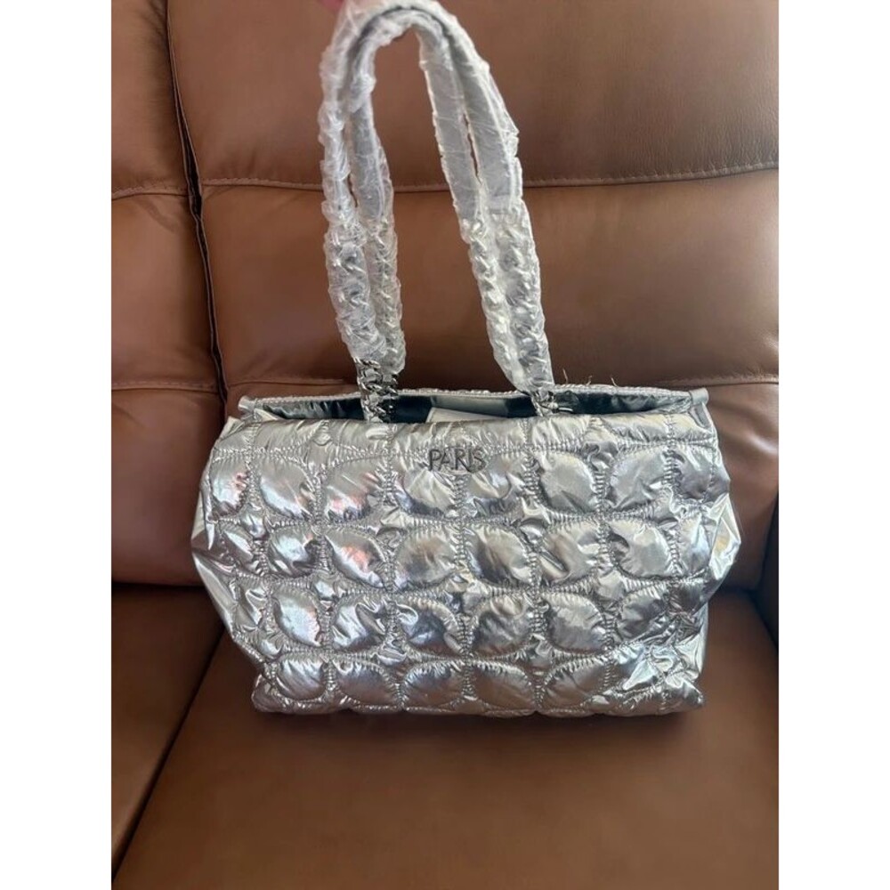 Paris Hilton Carson Quilted Puffer Tote Bag, new - Picture 2 of 8